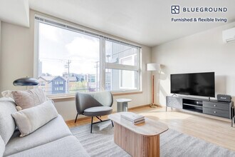 708 6th Ave N in Seattle, WA - Building Photo - Building Photo