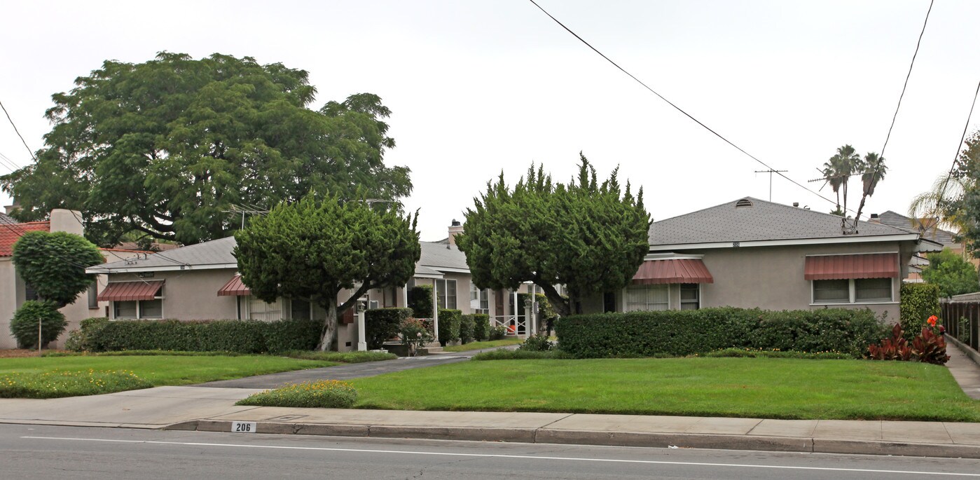 204-206 S 2nd Ave in Arcadia, CA - Building Photo