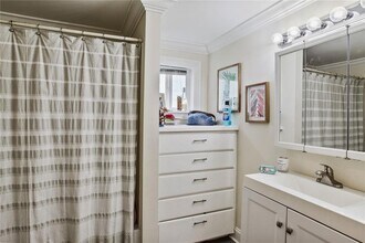 2300 Dante St, Unit 2302 B in New Orleans, LA - Building Photo - Building Photo