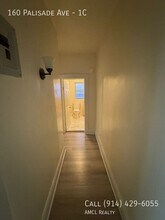 160 Palisade Ave in Yonkers, NY - Building Photo - Building Photo