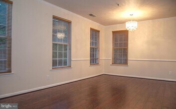8986 Harrover Pl in Lorton, VA - Building Photo - Building Photo