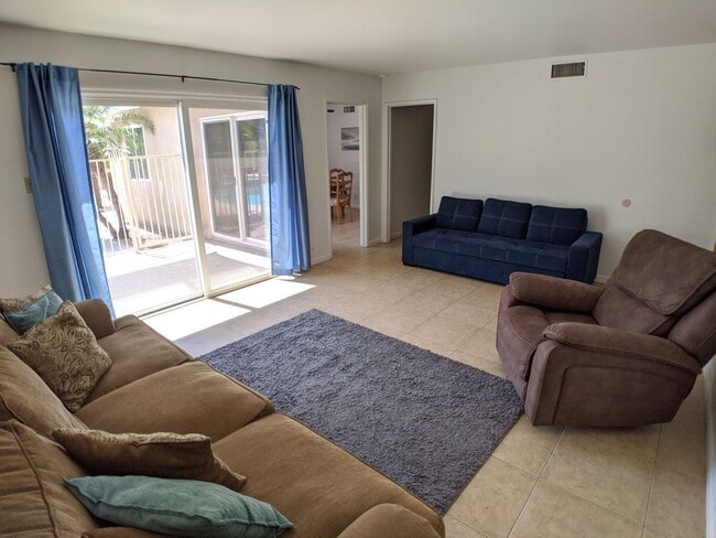 1542 E Colver Pl in Covina, CA - Building Photo - Building Photo