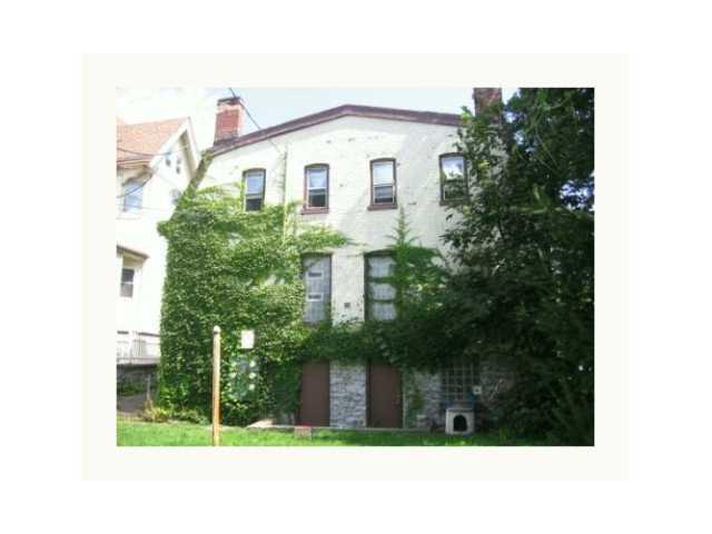 604-608 Niagara St in Buffalo, NY - Building Photo