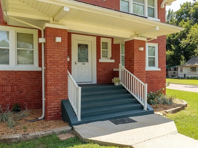 property at 1140 NW 34th St