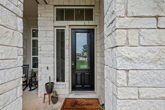 3917 Tavarez St in Round Rock, TX - Foto de edificio - Building Photo
