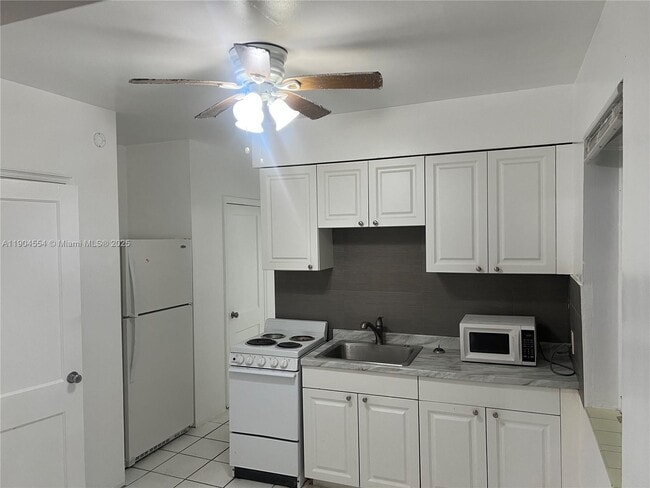 property at 1931 Jefferson St