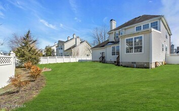 30 Petra Dr in Morganville, NJ - Building Photo - Building Photo