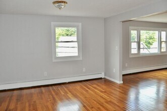 133 Centre St in Quincy, MA - Building Photo - Building Photo