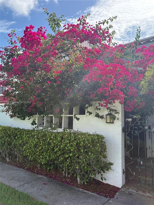 property at 20911 Leeward Ct