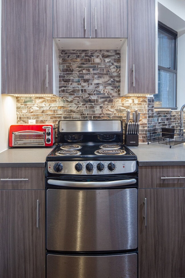 408 E 59th St, Unit SI ID1051298P in New York, NY - Building Photo - Building Photo