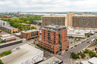 Le Moden in Montréal, QC - Building Photo