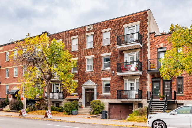 4119 Décarie Boul