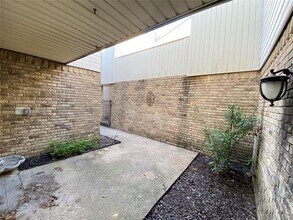 606 Old Country Rd in Duncanville, TX - Building Photo - Building Photo