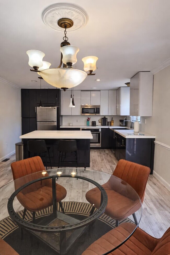 321 Senate Ct in Herndon, VA - Building Photo - Building Photo