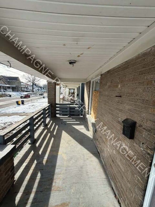 2706 Indiana Ave in Kansas City, MO - Building Photo - Building Photo