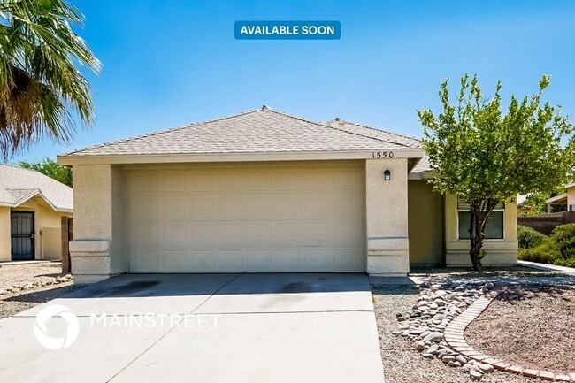 property at 1550 N Blacklawn Ave