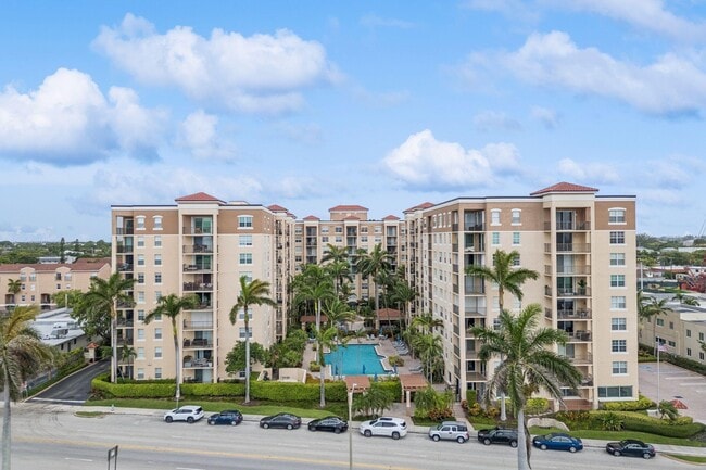 1801 N Flagler Dr in West Palm Beach, FL - Building Photo - Building Photo