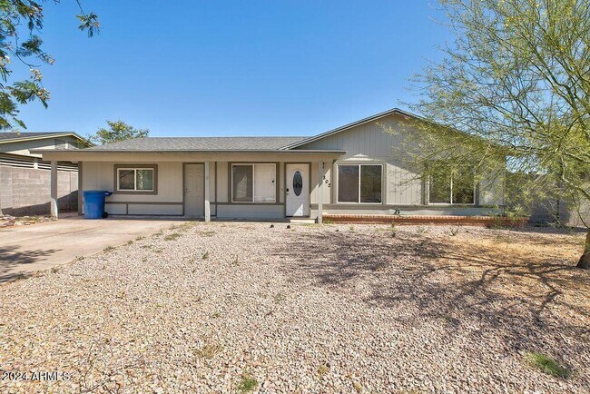 802 W Westchester Ave in Tempe, AZ - Building Photo - Building Photo