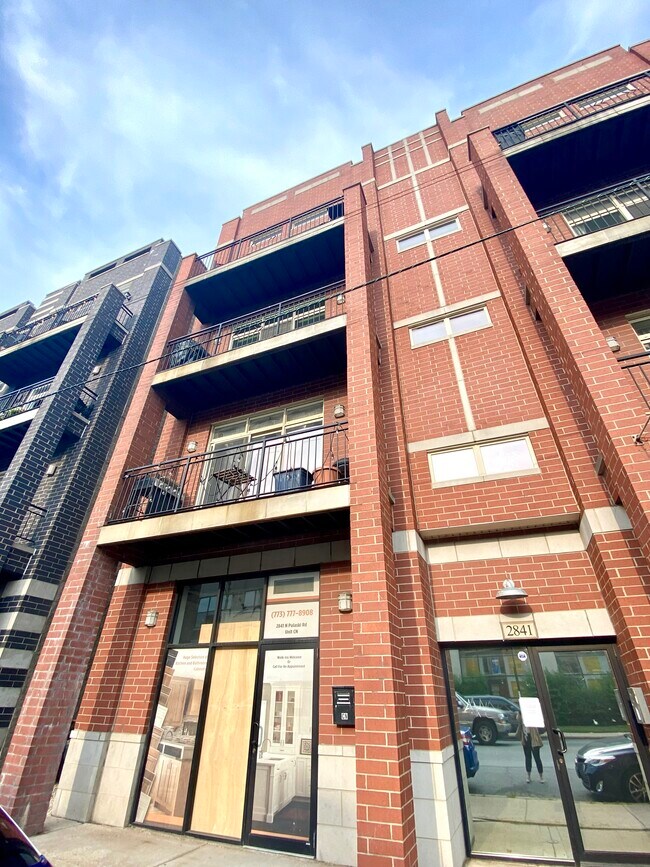 2841 N Pulaski Rd Rentals in Chicago, IL