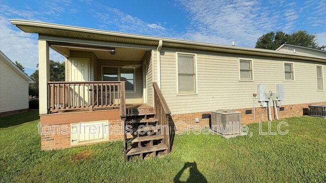 113 Hipps Ave in Simpsonville, SC - Building Photo - Building Photo