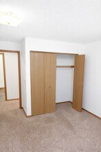 The Meadows (Amy Dr) in Holmen, WI - Building Photo - Building Photo