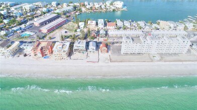 8535 Blind Pass Dr in Treasure Island, FL - Building Photo - Building Photo