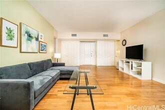 4999 Kahala Ave in Honolulu, HI - Building Photo - Building Photo