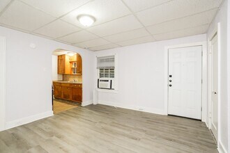 117 6th Ave N in Texas City, TX - Building Photo - Building Photo