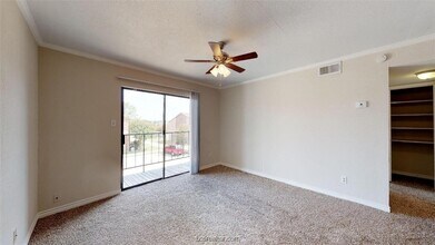 904 University Oaks Blvd, Unit 26 in College Station, TX - Building Photo - Building Photo