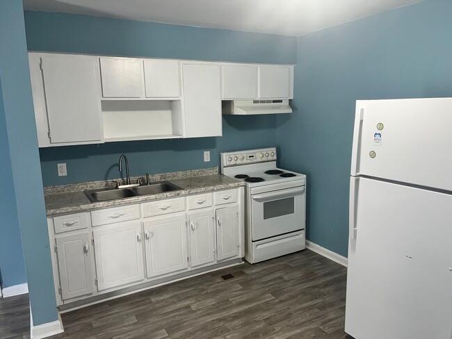 10 Fisher Pl in Durham, NC - Building Photo - Building Photo