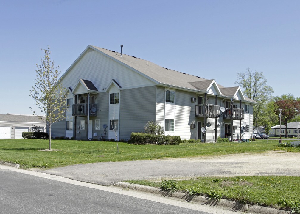 Orfordville Meadows in Orfordville, WI - Foto de edificio