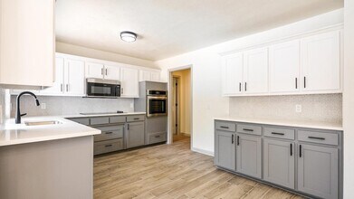 2616 Ellis Ct in Plano, TX - Foto de edificio - Building Photo