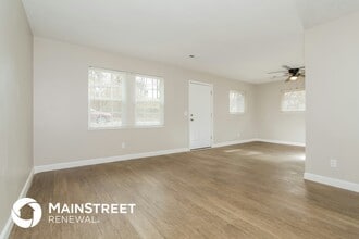 6947 Gracely Dr in Cincinnati, OH - Building Photo - Building Photo