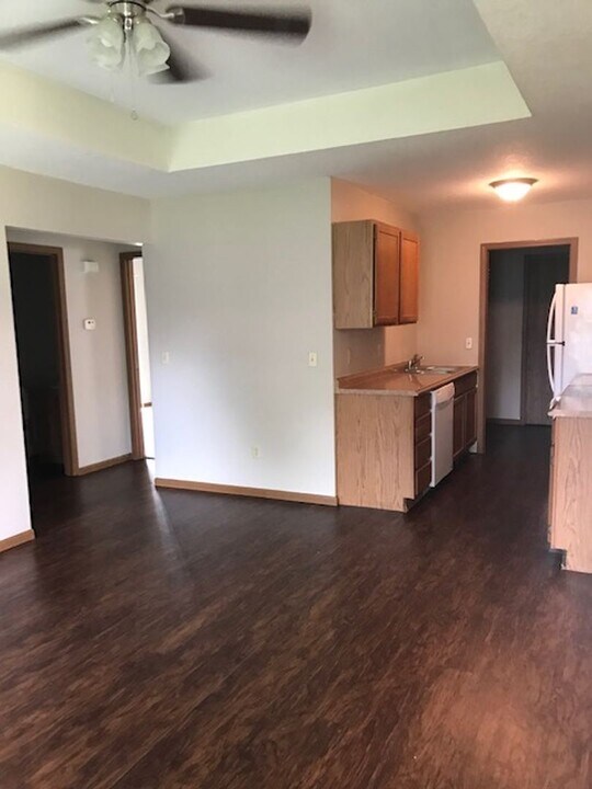 4138 S Miranda Ct-Unit -4138 in Springfield, MO - Building Photo