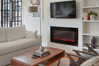 315 W 57th St in New York, NY - Building Photo - Building Photo