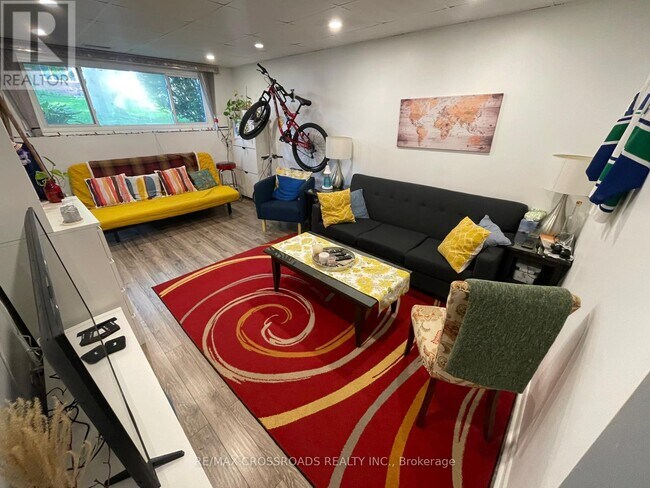property at 613 Perry St