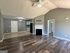 7098 Hummingbird Ln in Winston, GA - Building Photo - Building Photo