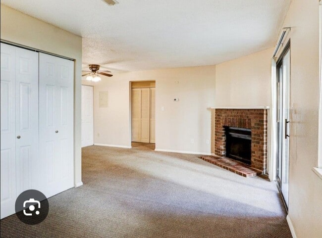 1502 Summer Run Dr in Florissant, MO - Building Photo - Building Photo