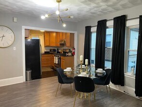 9 Henry St in Everett, MA - Building Photo - Building Photo
