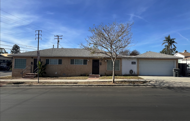 1519 E Maple Ave in El Segundo, CA - Building Photo - Building Photo