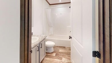 343 Continental Ave in Bismarck, ND - Building Photo - Building Photo