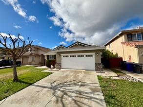 13411 Pipestone St in Lathrop, CA - Building Photo - Building Photo