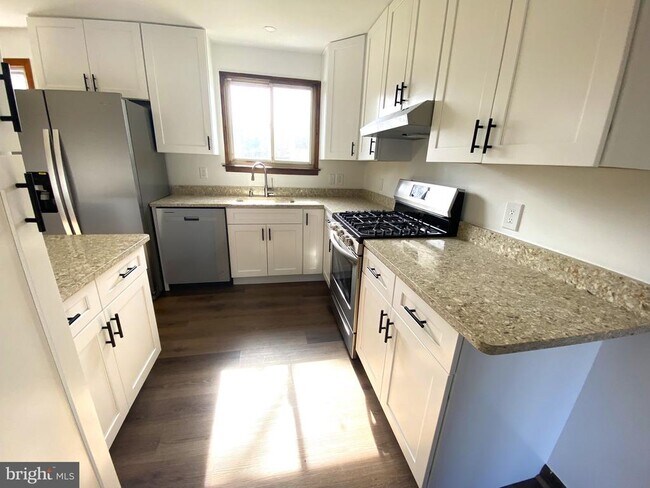 849 Reece Rd in Severn, MD - Building Photo - Building Photo