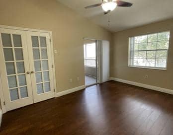 property at 2850 N Oakland Forest Dr