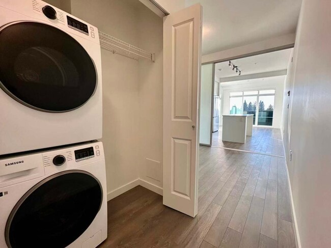 15733 85 Av in Surrey, BC - Building Photo - Building Photo