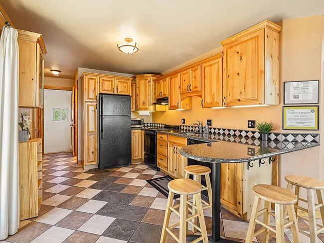 property at 265 31st St