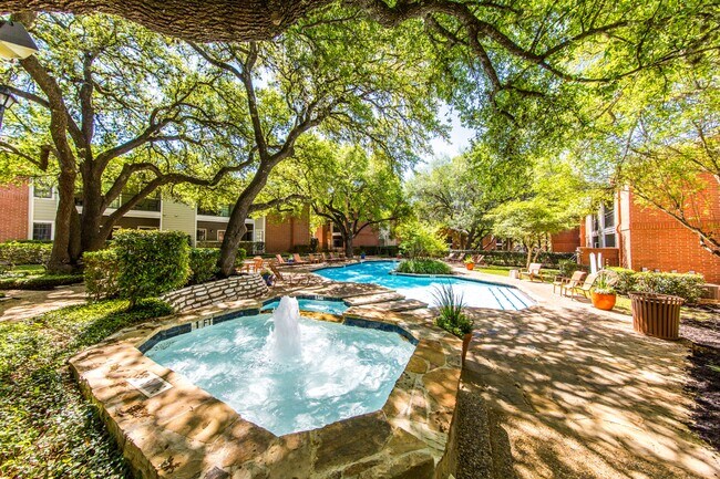 Arboretum Oaks in Austin, TX - Foto de edificio - Building Photo