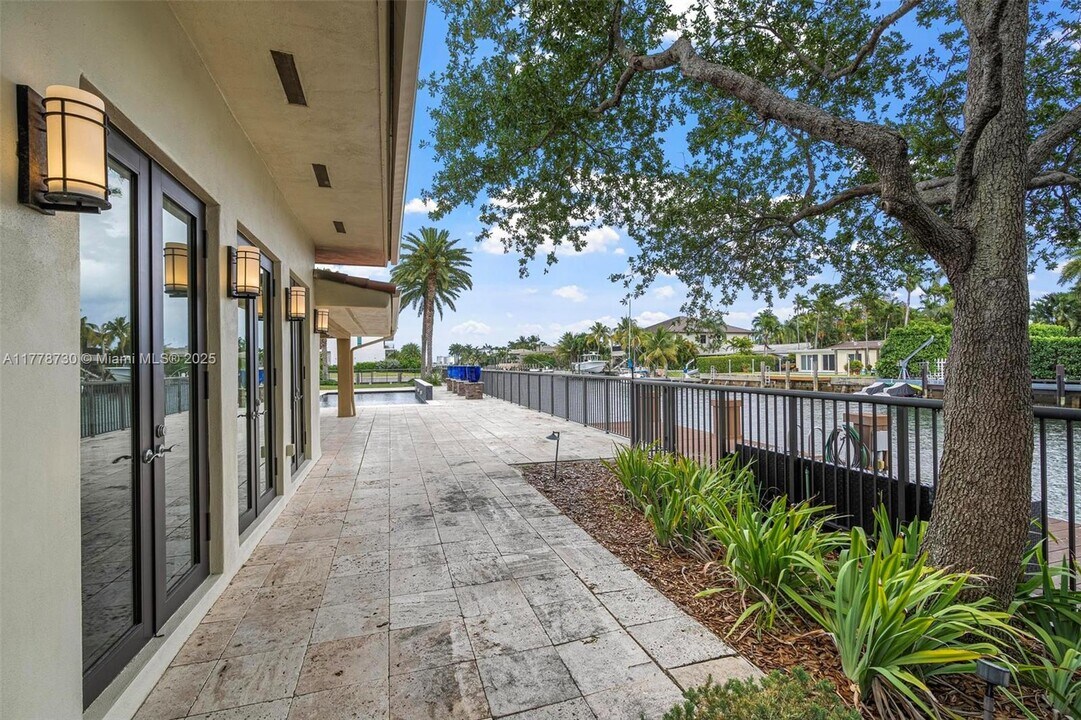 12605 Cyprus Rd in North Miami, FL - Building Photo