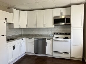 1353 Irish Creek Rd, Unit B in Mohrsville, PA - Building Photo - Building Photo