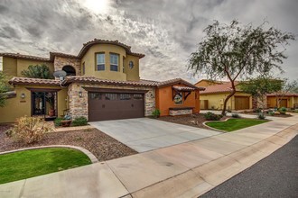 12081 W Desert Mirage Dr in Peoria, AZ - Building Photo - Building Photo